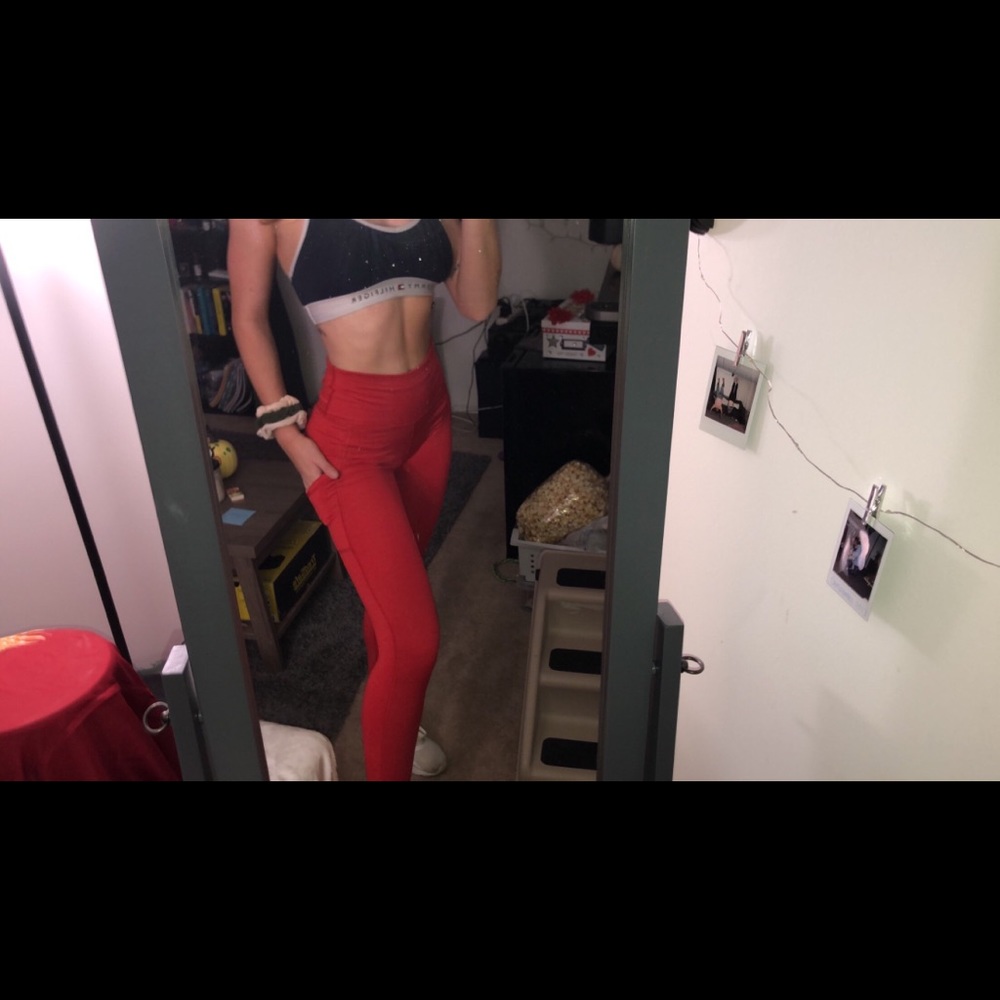 Aerie leggings with pockets